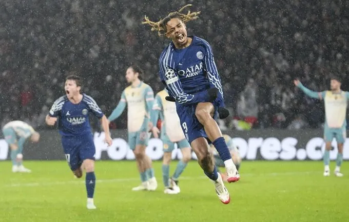 TIN HOT 23/01/2025: Real, PSG đại thắng, Man City thua muối mặt 2 PSG ngược dòng kịch tính trước Man City